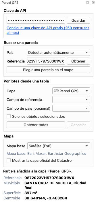 Painel do Parcel GPS no QGIS com a chave de API, a pesquisa por referência, o lote a partir de uma tabela e o seletor de mapa de base